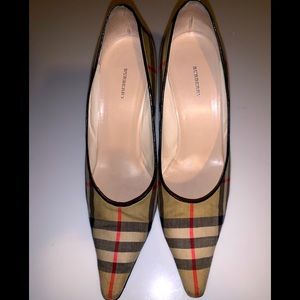 BURBERRY PUMPS NOVA PLAID SIZE 41 US SIZE 10 EUC